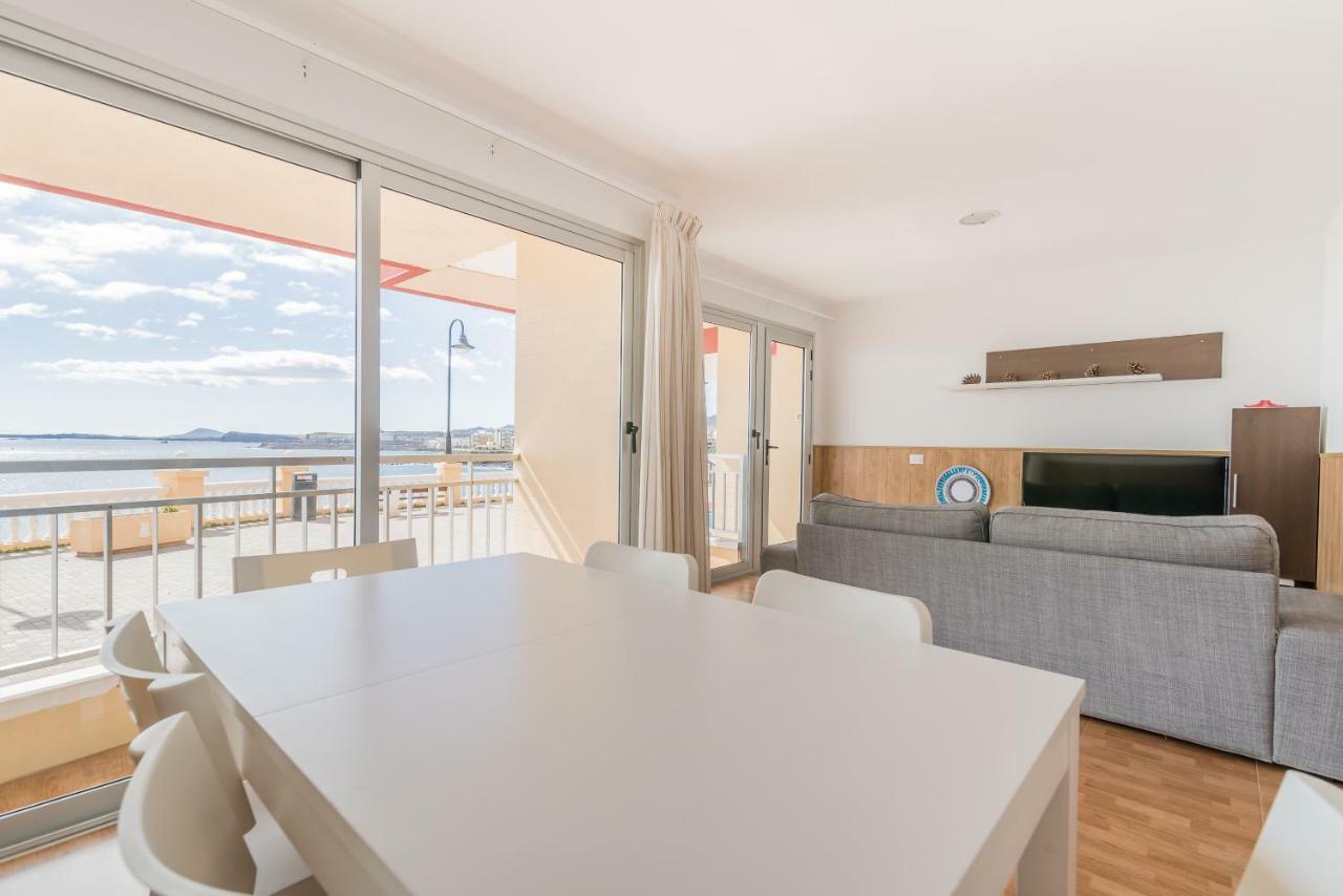 Primera Linea Con Preciosas Vistas Al Mar 멜레나라 외부 사진